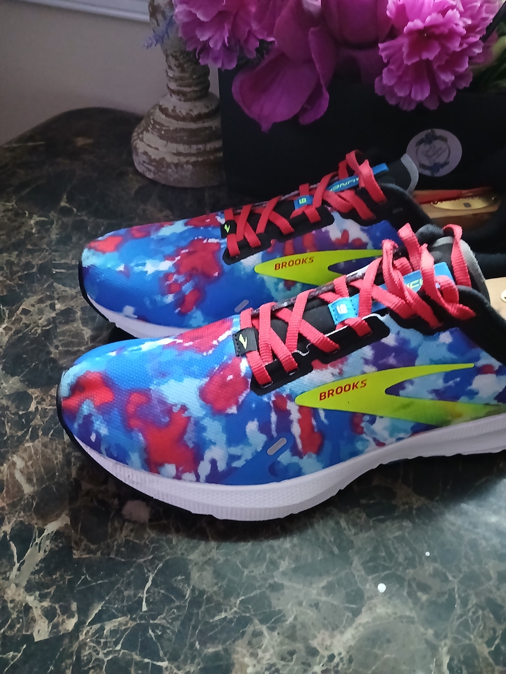 Brooks Launch 9 Comfort/Athletic Lifestyle Shoes Size 10 Men/11.5 Women - Picture 4 of 13